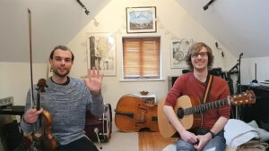 Violinist and guitarist